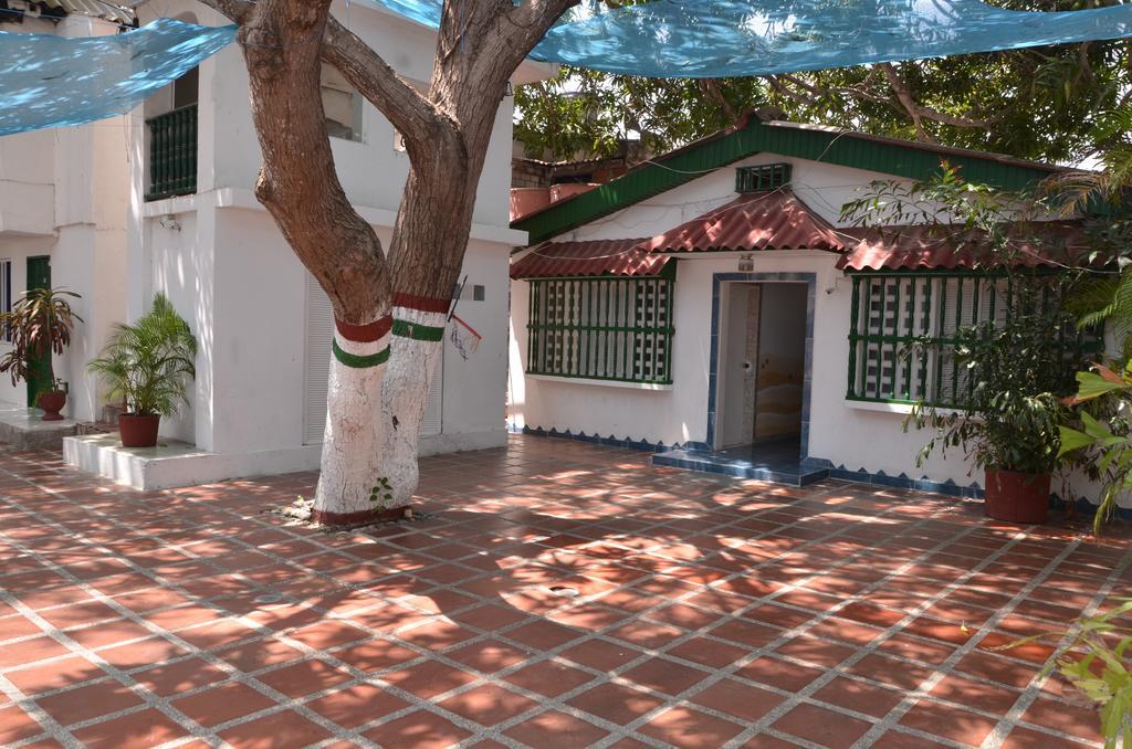 Hotel Vargas Airport Cartagena Εξωτερικό φωτογραφία