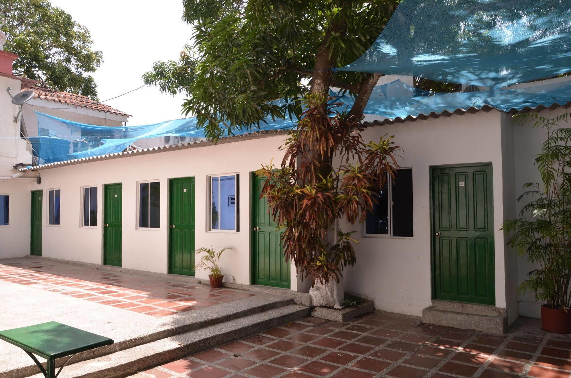 Hotel Vargas Airport Cartagena Εξωτερικό φωτογραφία