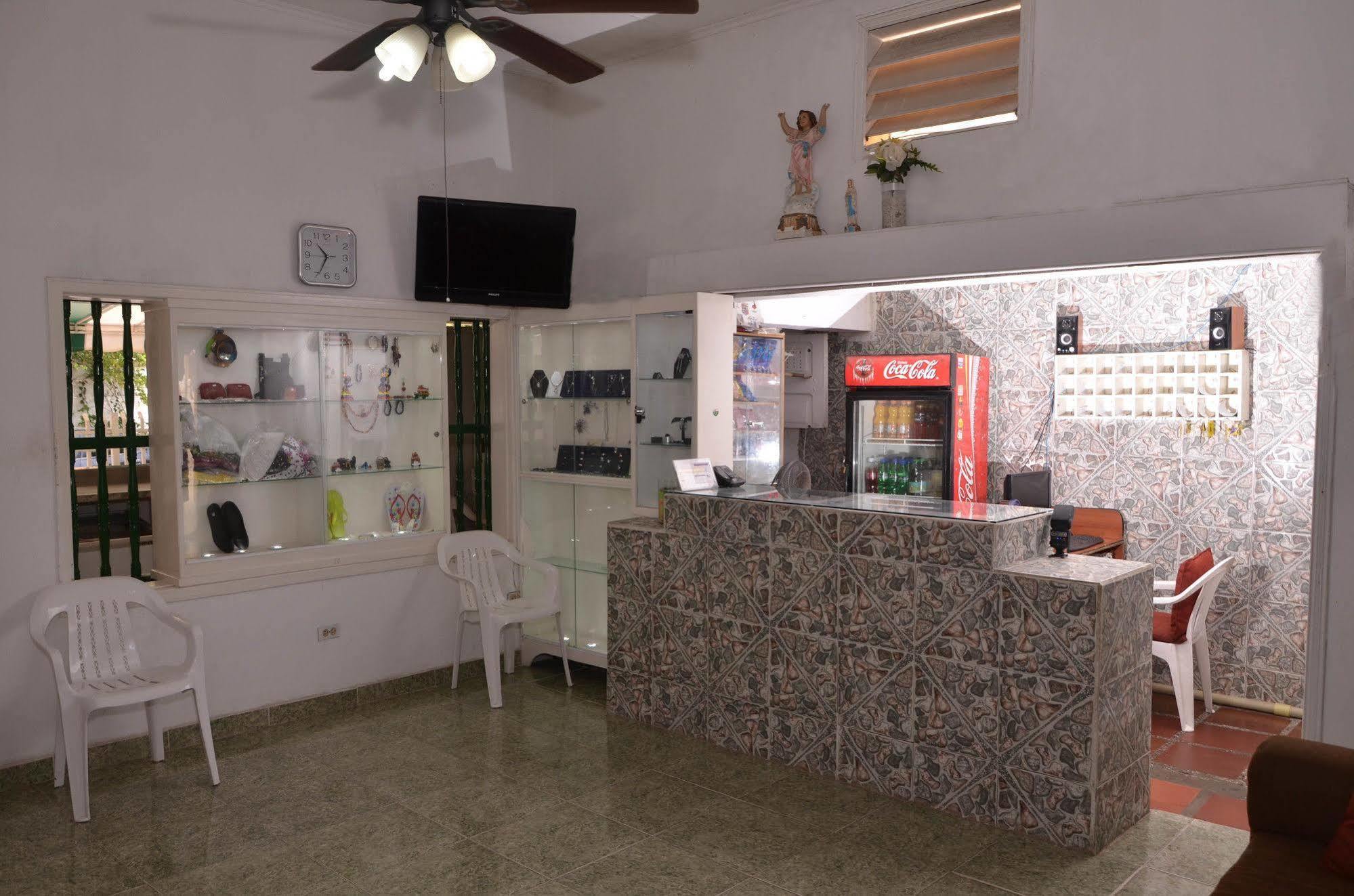 Hotel Vargas Airport Cartagena Εξωτερικό φωτογραφία