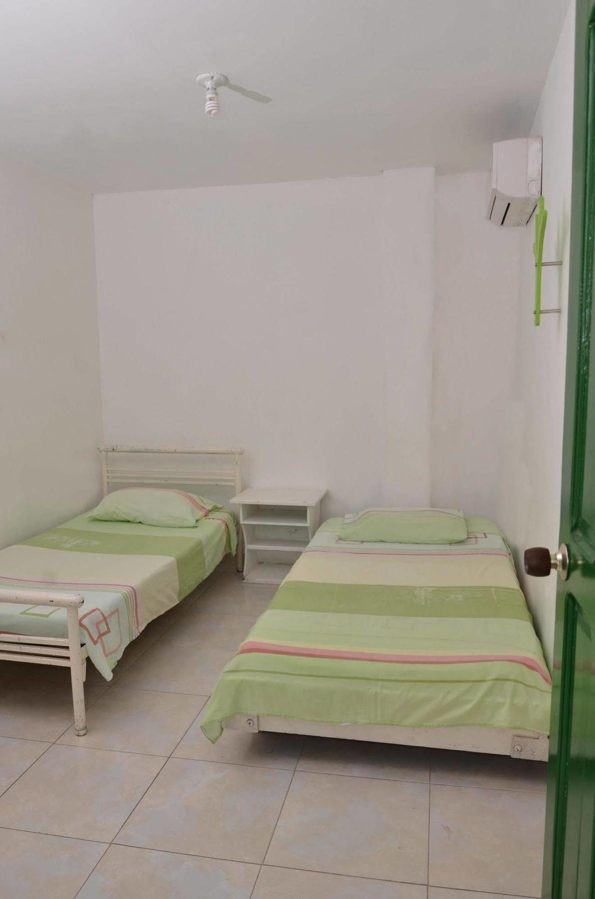 Hotel Vargas Airport Cartagena Εξωτερικό φωτογραφία